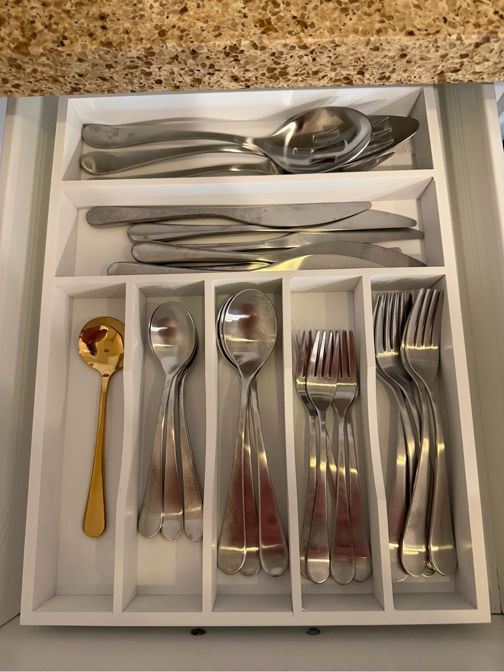 Bamboo Drawer Organizer 7-Slot Silverware Tray | White | New in Box 🤍 - Picture 2 of 9